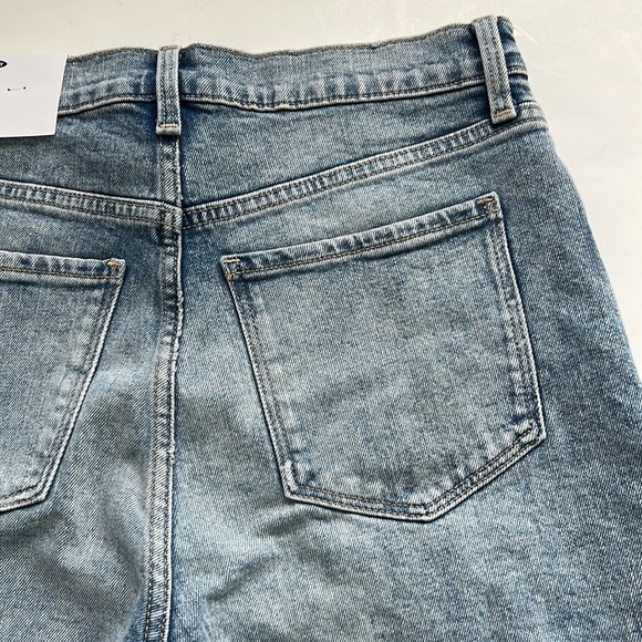 NWT Old Navy high waisted zip closure distressed faded blue 7” jean short cutoff - Picture 10 of 15